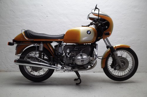 1975 BMW R90S. Original paint. Matching numbers. 3 owners. In vendita