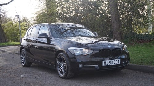 2013 BMW 1 SERIES 116d Sport 5dr 2 Former Keepers + £35 TAX SOLD