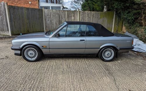 1988 BMW 3 Series E30 (1984-1991) 325i (picture 1 of 26)