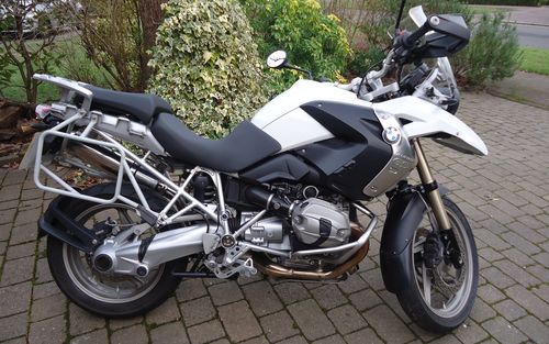 2010 BMW R1200GS (picture 1 of 7)