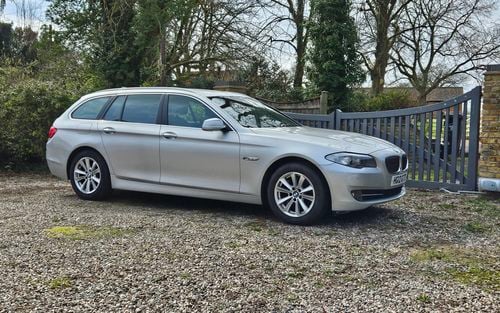 2012 BMW 5 Series F11 (2011-2017) 530i (picture 1 of 32)