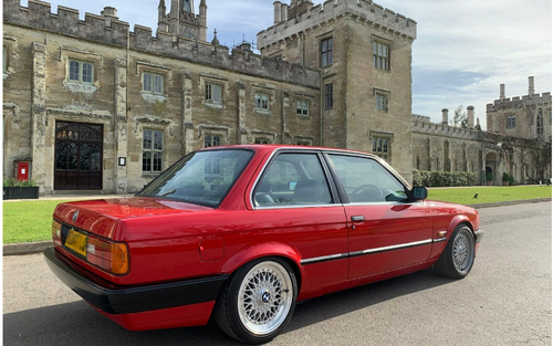 1988 BMW 3 Series E30 (1984-1991) 318i (picture 1 of 30)
