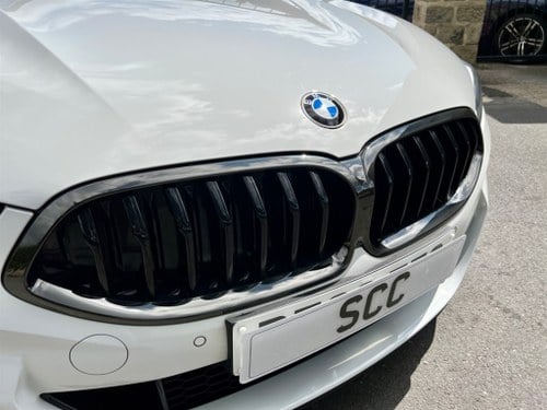 2019 BMW M8 - 8