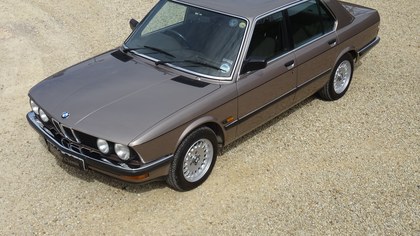 BMW E28 520i Auto: Time Warp Example/1 Previous Owner