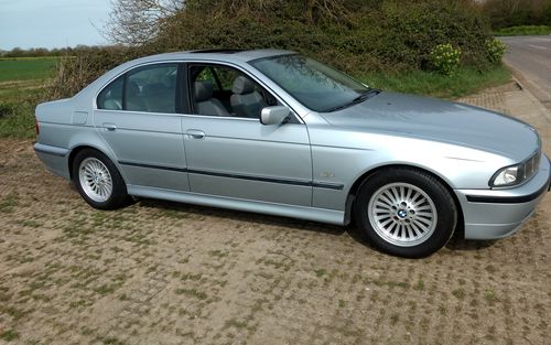 1998 BMW 5 Series E39 540i 4.4V8 Auto (picture 1 of 22)