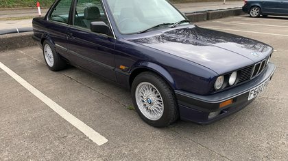 1988 BMW 3 Series E30 (1984-1991) 320i