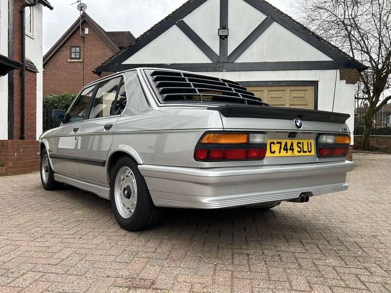 1985 BMW M5 - 4