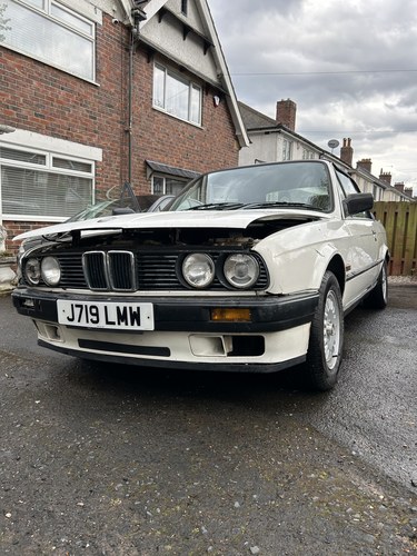 1992 BMW 3 Series - 9
