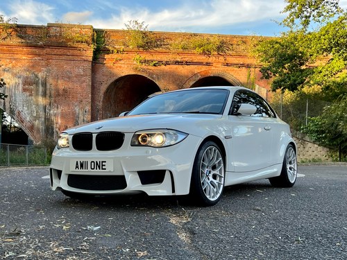 2011 BMW 1M