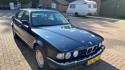 BMW 750i (E32) V12 Automatic