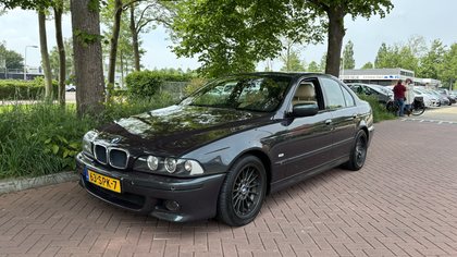2002 BMW 5 Series E39 (1997-2003) 525i