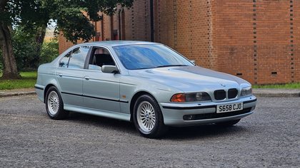1998 BMW 5 Series E39 (1997-2003) 535i V8 Manual