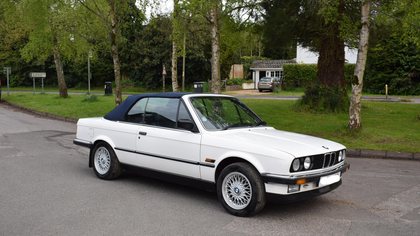1988 BMW E30 320i Convertible - RL Version
