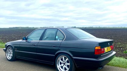 1993 BMW 5 Series E34 (1989-1995) 540i