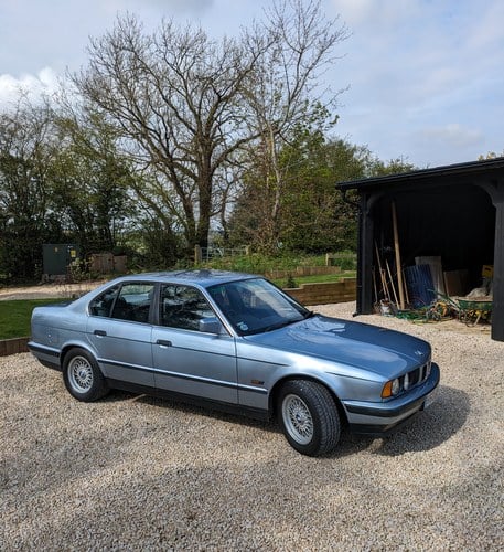 1990 BMW 5 Series E34 (1989-1995) 525i