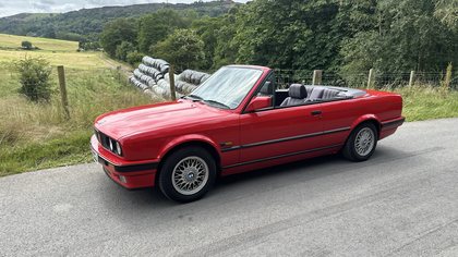 1992 BMW 3 Series E36 (1992-1999) 318i