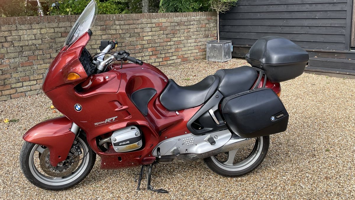 1996 BMW R1100RT Red Manual, 5 speed in Hitchin, United Kingdom - For ...