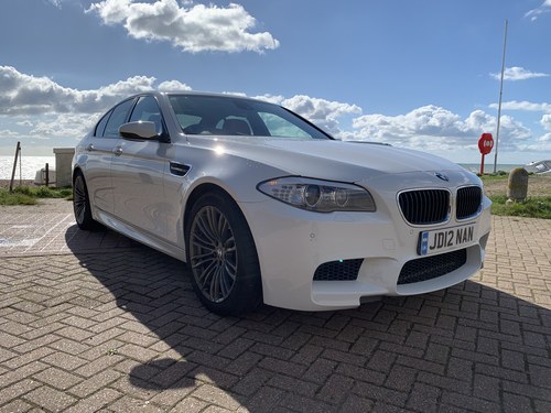 2012 BMW M5 F10 (2010-2016)