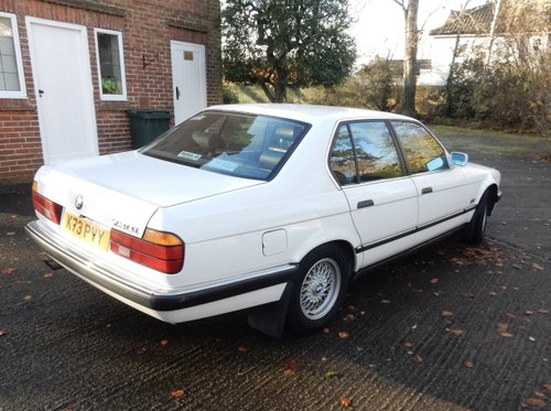 1992 BMW 7 Series E32 730i