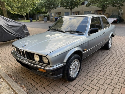 1985 BMW 3 Series E30 323i 2 Door, Manual, Sunroof