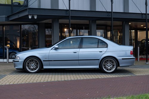 BMW M5 E39 4.9 V8 1999