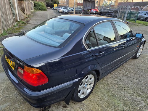 1999 BMW 3 Series E46 323i 2.5 Manual