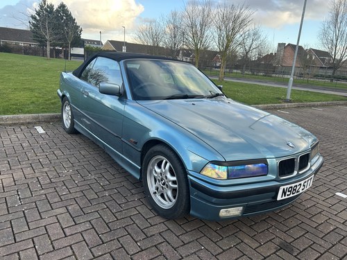 1996 BMW 3 Series E36 318i