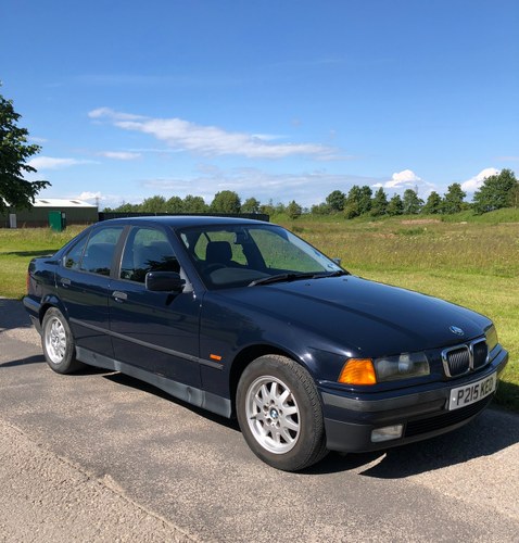 1997 BMW 3 Series E36 318i