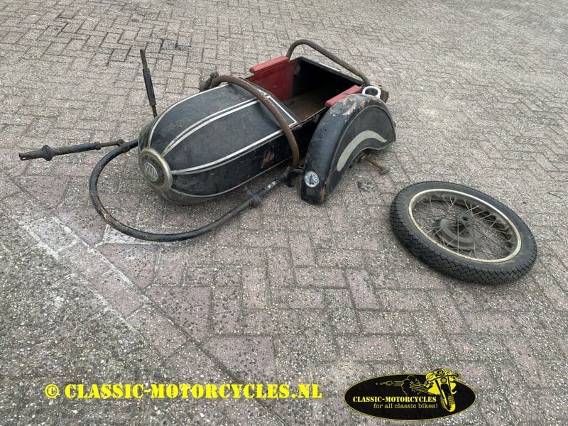 1953 BMW R60 - 1 1953 BMW R60 - 1