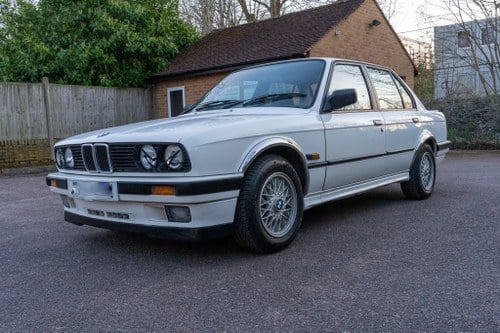 1991 BMW 3 Series E30 325i