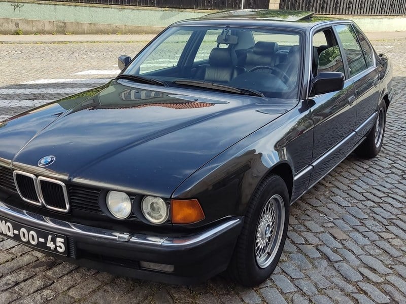 BMW 7 Series 730i E32 kaufen bei Car & Classic