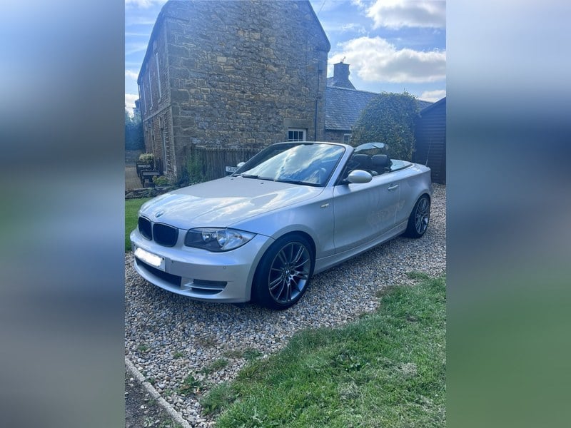 Rapid Classics: Eine Suche. Alle Oldtimer. 31 » Rapid Classics: Eine Suche. Alle Oldtimer. 2009 BMW 1 Series E88 118d