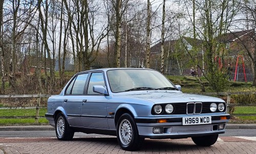 1990 BMW 3 Series E30 318iLUX