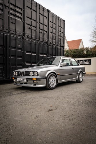 1987 BMW 3 Series E30 325i