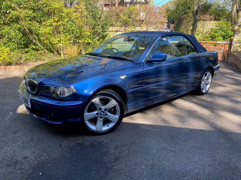 Rapid Classics: Eine Suche. Alle Oldtimer. 30 » Rapid Classics: Eine Suche. Alle Oldtimer. 2003 BMW 3 Series E46 325Ci Convertible