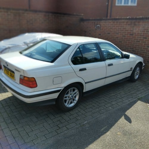 1996 BMW 3 Series E36 318i