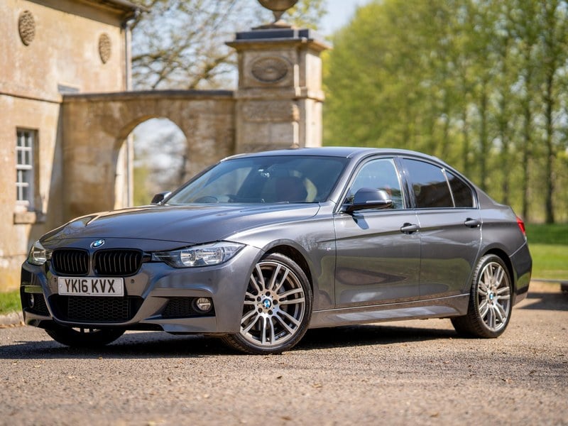 Rapid Classics: Eine Suche. Alle Oldtimer. 23 » Rapid Classics: Eine Suche. Alle Oldtimer. 2016 BMW 3 Series F30 340i
