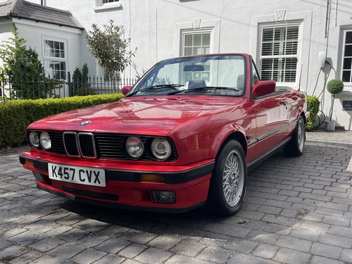 1992 BMW 3 Series E30 320i