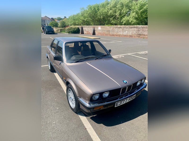 Rapid Classics: Eine Suche. Alle Oldtimer. 13 » Rapid Classics: Eine Suche. Alle Oldtimer. 1987 BMW 3 Series E30 325i