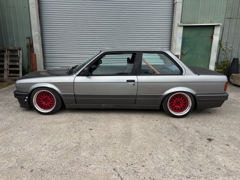 Rapid Classics: Eine Suche. Alle Oldtimer. 18 » Rapid Classics: Eine Suche. Alle Oldtimer. 1988 BMW E30 M-Tech 2 Alpina B6 2.8 Engine LHD