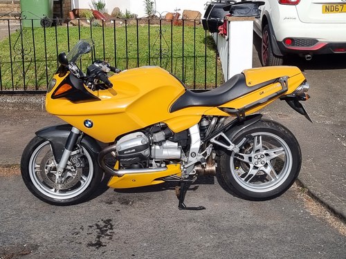 2000 BMW R1100S