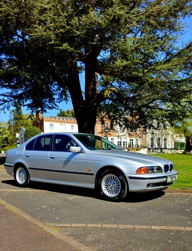 1999 BMW 5 Series E39 523i
