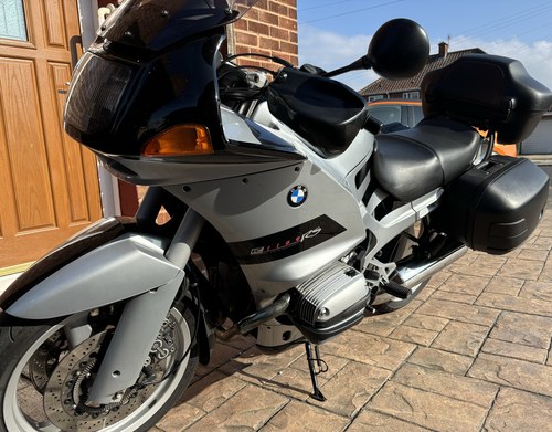 2000 BMW R1100RS