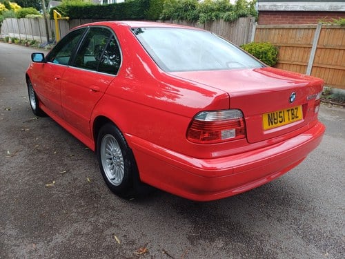 2001 BMW 5 Series E39 525i