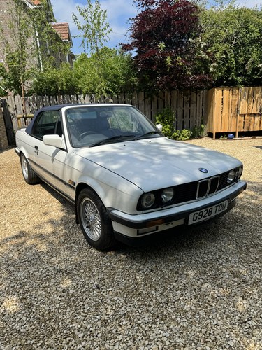 1989 BMW 3 Series E30 320i