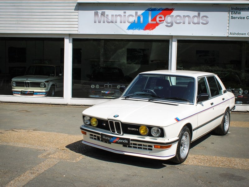 BMW E12 M535i – fully restored