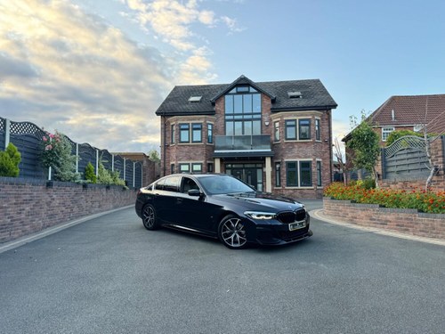 2020 BMW 5 SERIES 2.0 520d M Sport Saloon Kaufen Bei