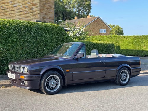 1990 BMW E30 325i MOTORSPORT M TECH II CONVERTIBLE MACAU BLUE A vendre