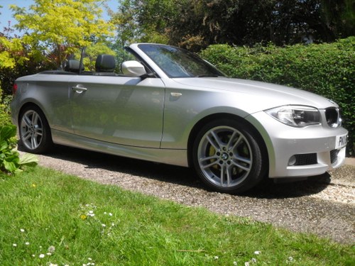 2011 BMW 1 Series E88 125i