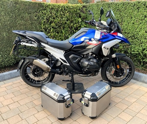 2024 BMW R1300 GS TE Trophy with luggage VENDIDO